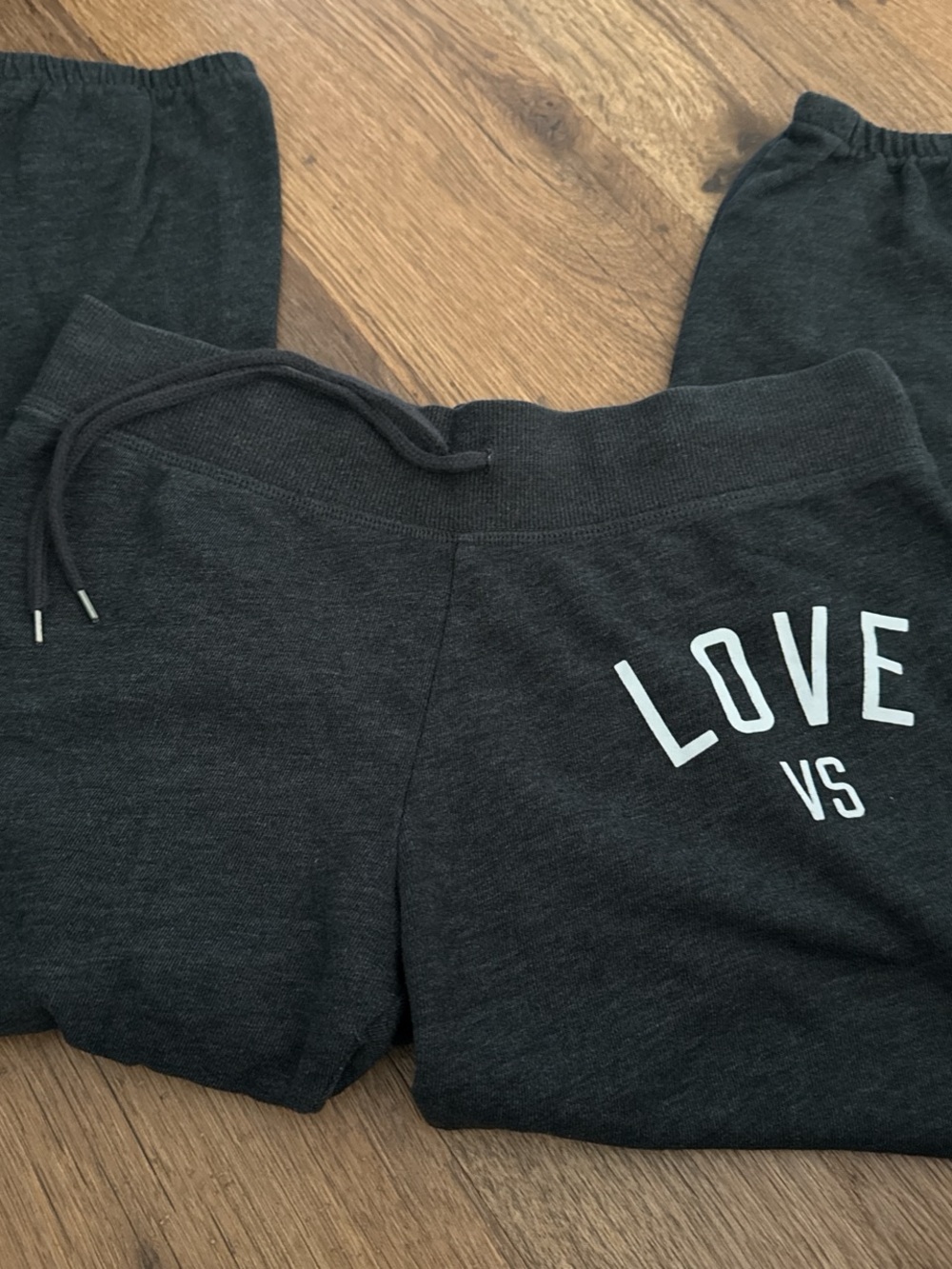 Victoria's Secret Charcoal 'LOVE VS' Girls' Jogger Pants